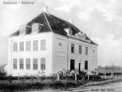 Historien om Aalestrup Realskole